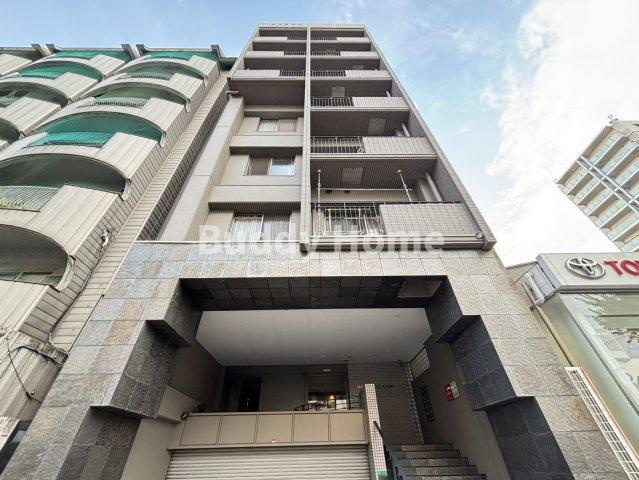 MAISON DE ADONの外観