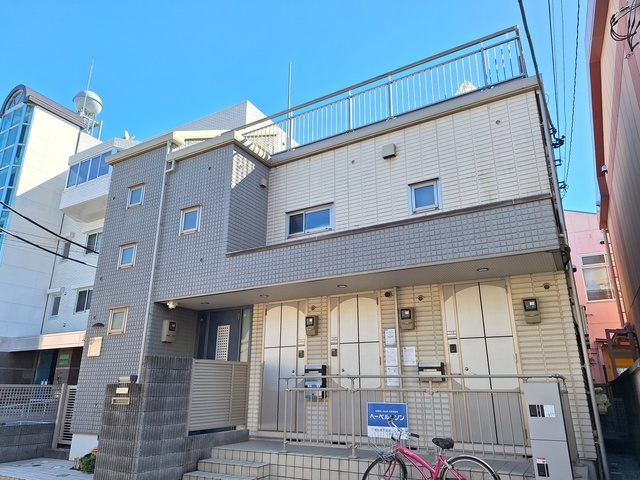 ロサ・ルテアの外観