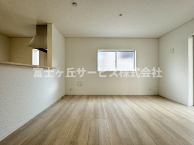 【ダイニング】 | 静岡市葵区上伝馬 3期 新築一戸建て 7号棟 | ダイニングです