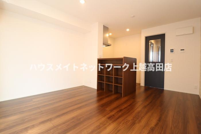 メゾン ド シュシュの居間・リビング|リビング