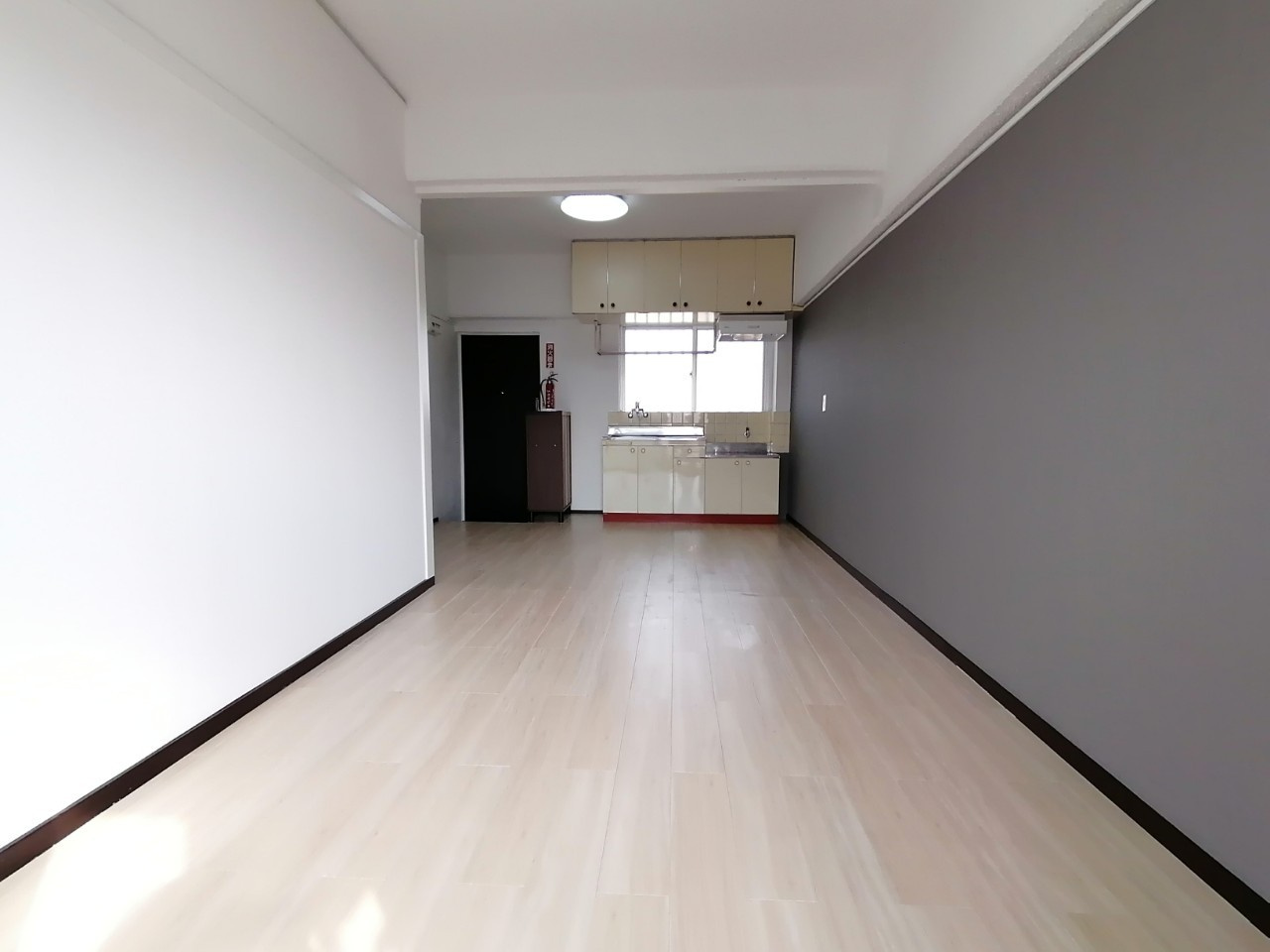 照屋アパートの居間・リビング