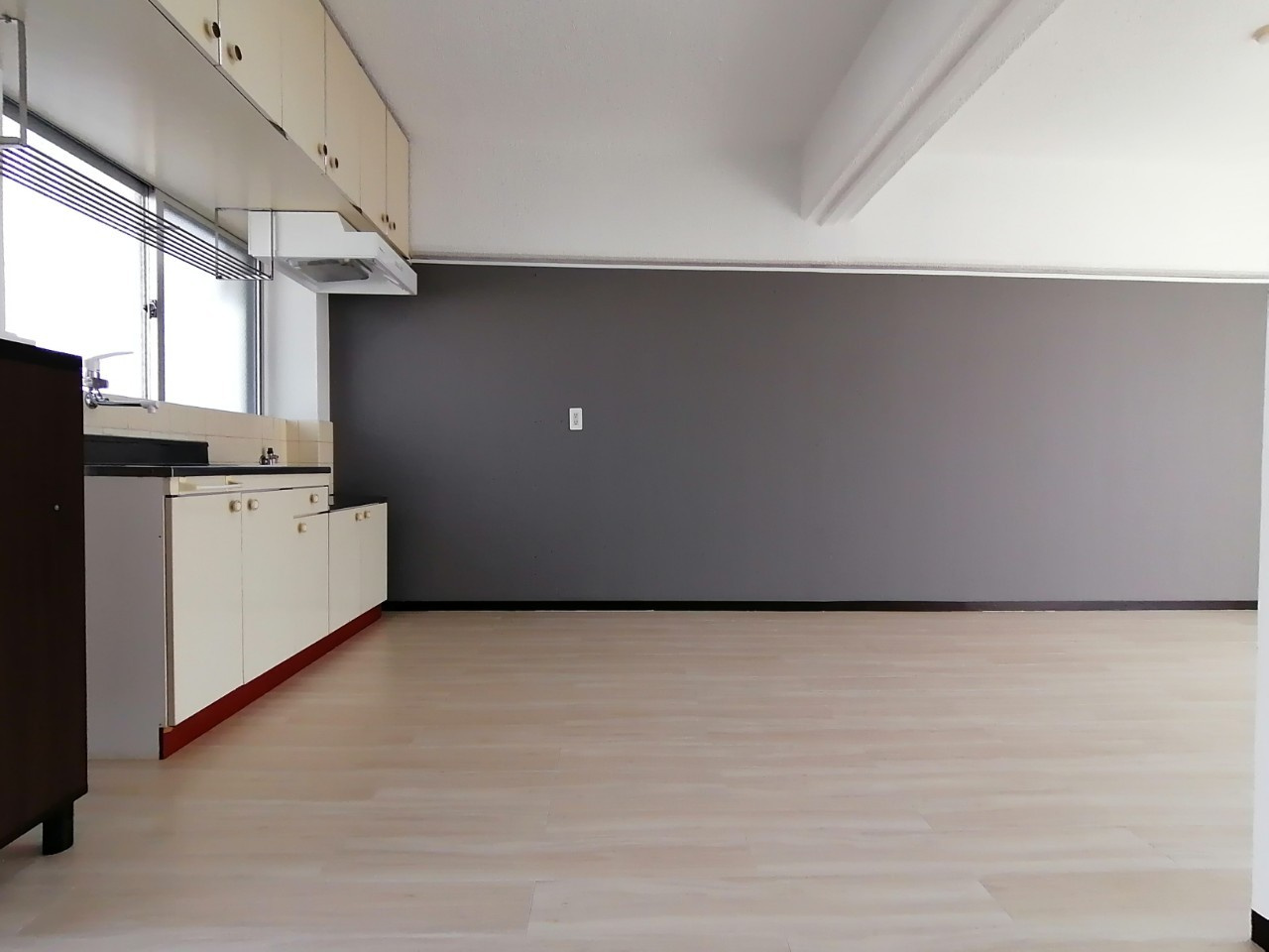 照屋アパートの居間・リビング