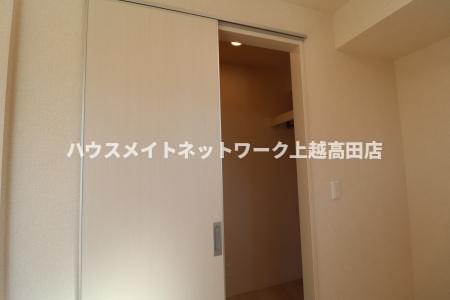 レフィナード Ｂの収納|ウォークインクローゼット