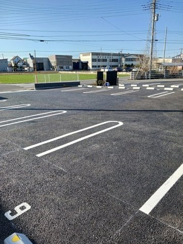 ラピス　リジェールの駐車場