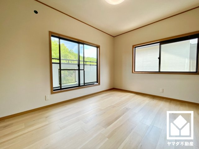 宇治市広野町尖山の子供部屋