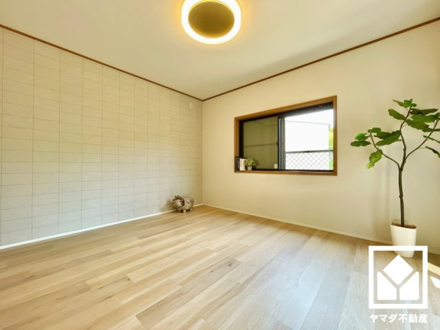 宇治市広野町尖山の居間・リビング