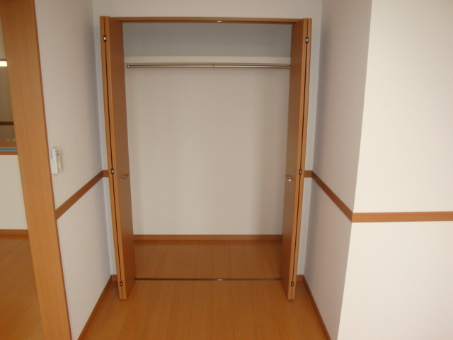 セドナの収納|南側洋室クローゼット