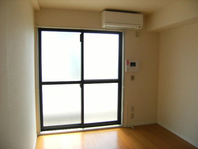 【居間・リビング】 | レオパレスＫＡＺＵ | ※こちらは家具家電なしのお部屋になります