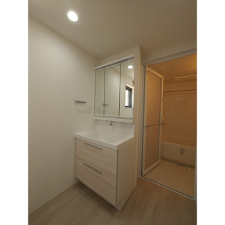 【洗面所】コンフォリア赤羽岩淵