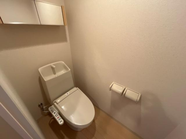 カレント中央のトイレ|トイレ