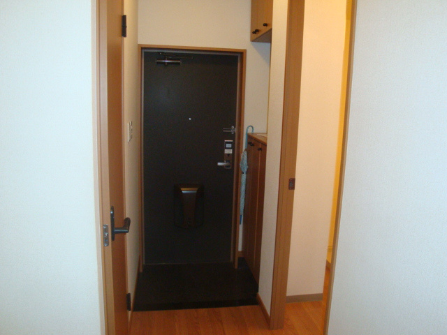 グリーンパークＡ棟の玄関|玄関