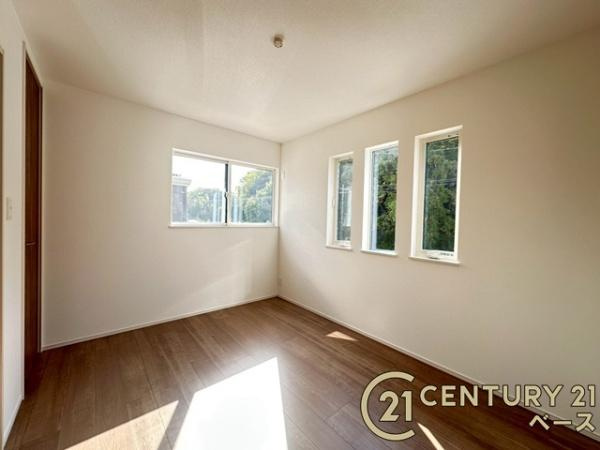 ファーストタウン大野 １号棟 ／新築一戸建の洋室|■現地撮影写真■明るい雰囲気の洋室です！