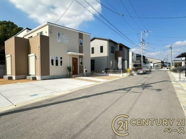 ファーストタウン大野 ５号棟 ／新築一戸建の前面道路含む現地写真