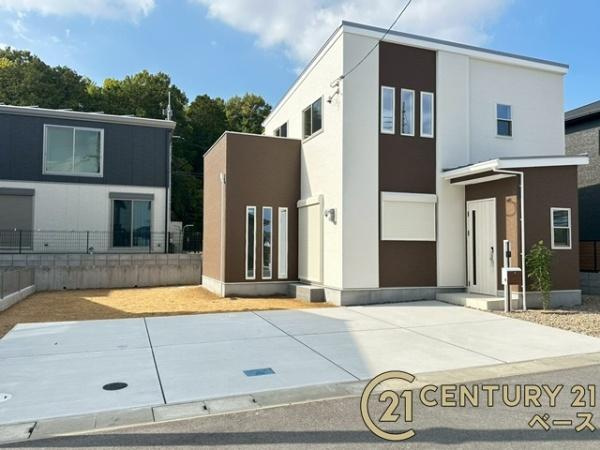 ファーストタウン大野 ５号棟 ／新築一戸建の駐車場|■現地撮影写真■駐車スペースは４台分完備！来客時なども安心です！