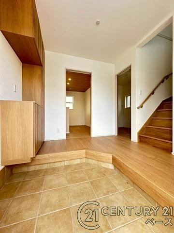 ファーストタウン大野 ６号棟 ／新築一戸建の内装|■現地撮影写真■こちらは玄関から見た廊下部分です！