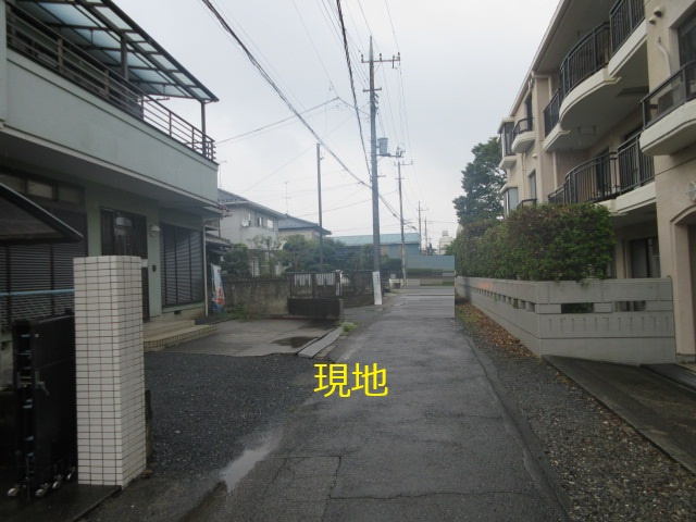 中古戸建　深谷市稲荷町3-5-43（リフォーム住宅）の前面道路含む現地写真