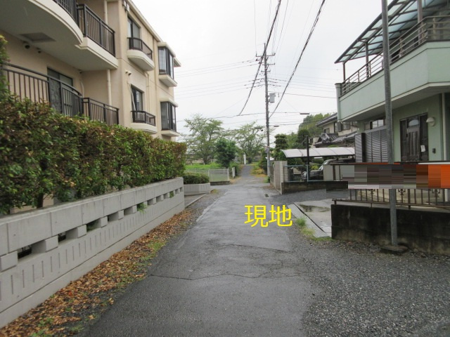 中古戸建　深谷市稲荷町3-5-43（リフォーム住宅）の前面道路含む現地写真
