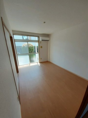 【居間・リビング】 | 硯川ハイツ