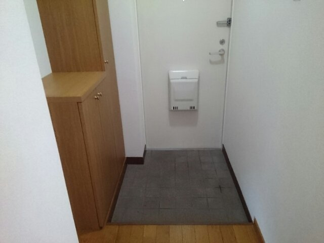 ソレアード・パレⅡの玄関