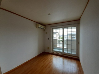 【居間・リビング】 | フォーリストガーデンⅡ | おしゃれな居間です