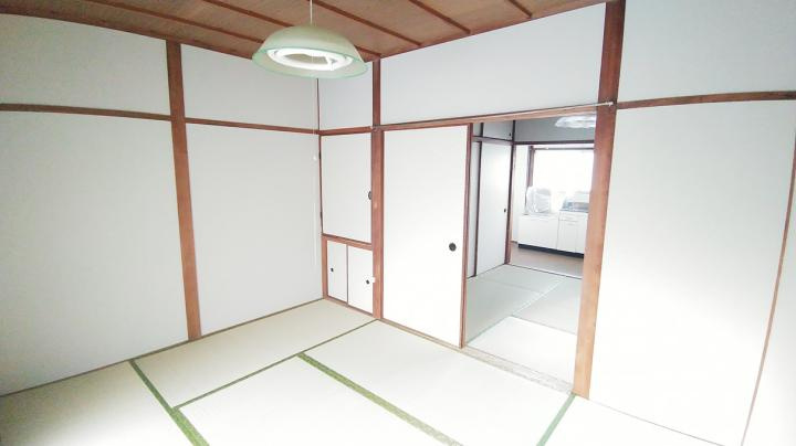 山口文化の居間・リビング