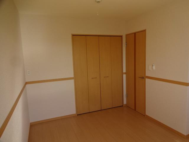 ガーデンツバキ（Ｇａｒｄｅｎ　Ｔｓｕｂａｋｉ）の内装|洋室