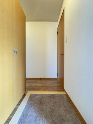 【玄関】 | リヴィエールＡ