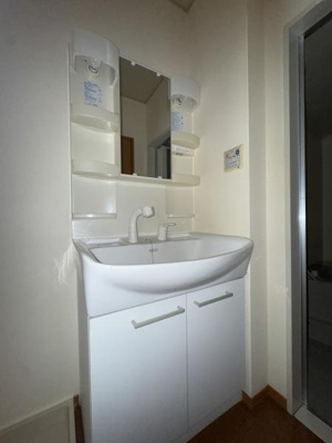 【洗面所】 | リヴィエールＢ