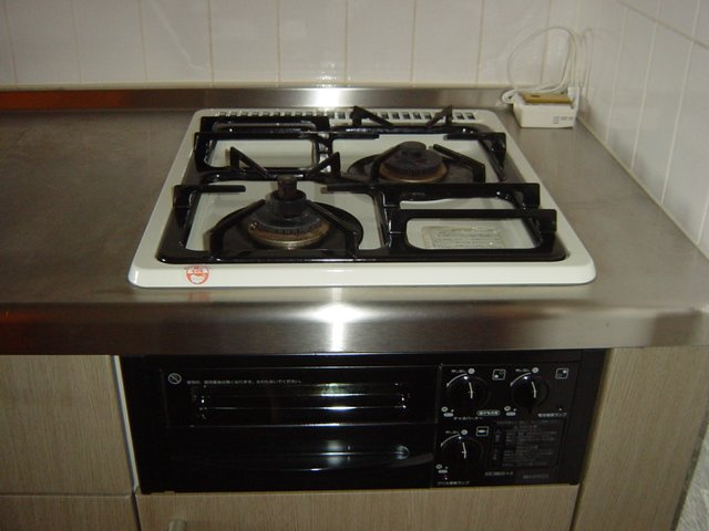 カームｆ本郷のキッチン|システムキッチン