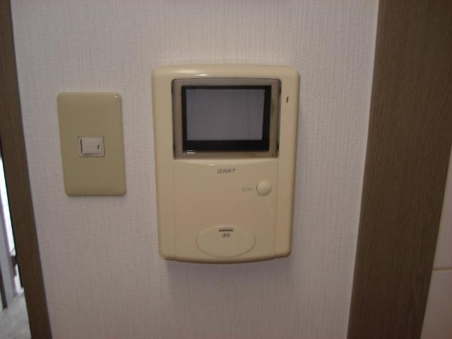 カームｆ本郷のセキュリティ|カメラ付インターホン