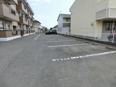 【駐車場】 | サンブルージュ