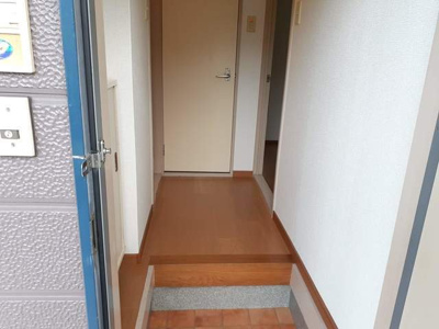 【玄関】 | ロマニー華