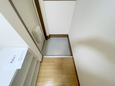 【玄関】 | サンハイツ白鳥