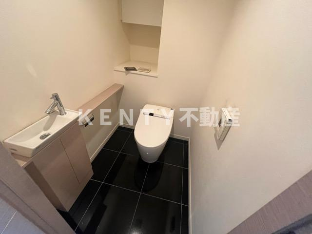 【トイレ】 | クロスレジデンス蒲田 | 清潔感のあるトイレです