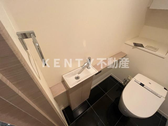 【トイレ】 | クロスレジデンス蒲田 | コンパクトで使いやすいトイレです