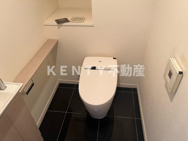 【トイレ】 | クロスレジデンス蒲田 | ゆったりとした空間のトイレです