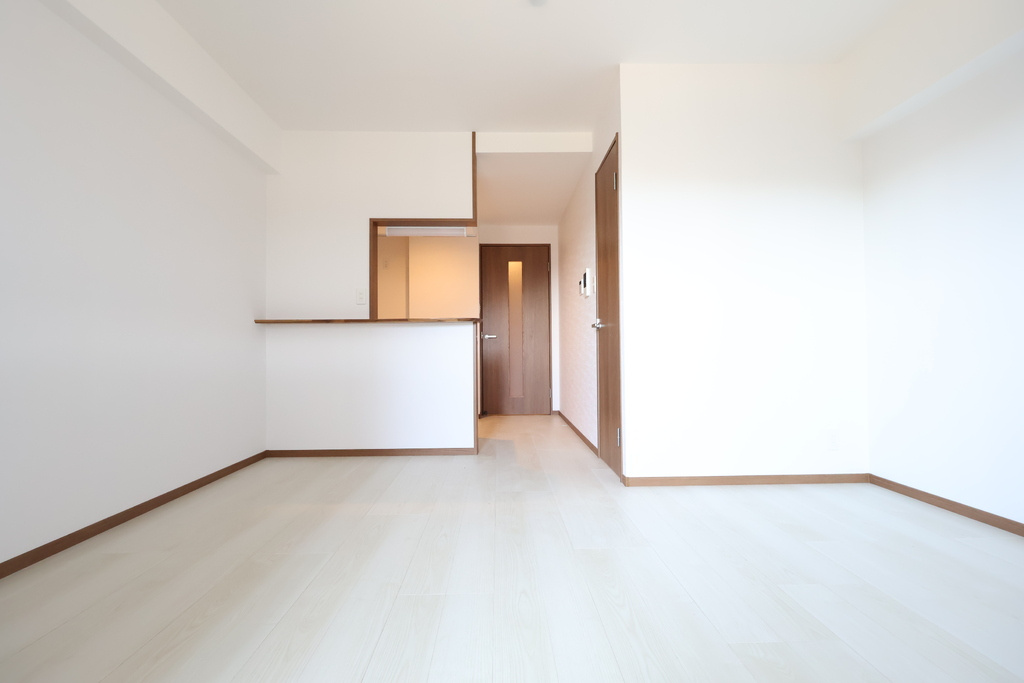 菊池郡菊陽町大字津久礼の賃貸マンションの居間・リビング