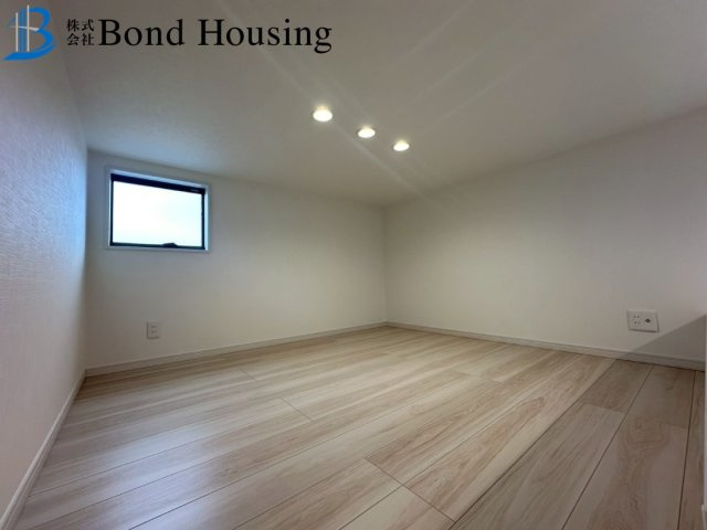 山電　林崎松江海岸駅徒歩３分　明石市貴崎２丁目　新築戸建の洋室