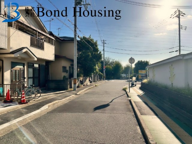 山電　林崎松江海岸駅徒歩３分　明石市貴崎２丁目　新築戸建の前面道路含む現地写真