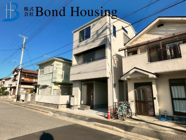 山電　林崎松江海岸駅徒歩３分　明石市貴崎２丁目　新築戸建の前面道路含む現地写真