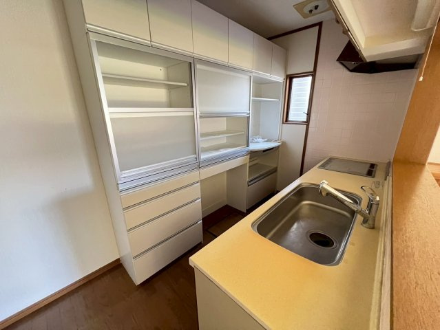 和歌山市葵町・中古戸建・116082のキッチン