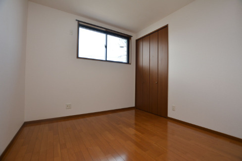 【洋室】 | 目尾戸建