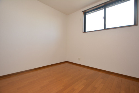 【洋室】 | 目尾戸建