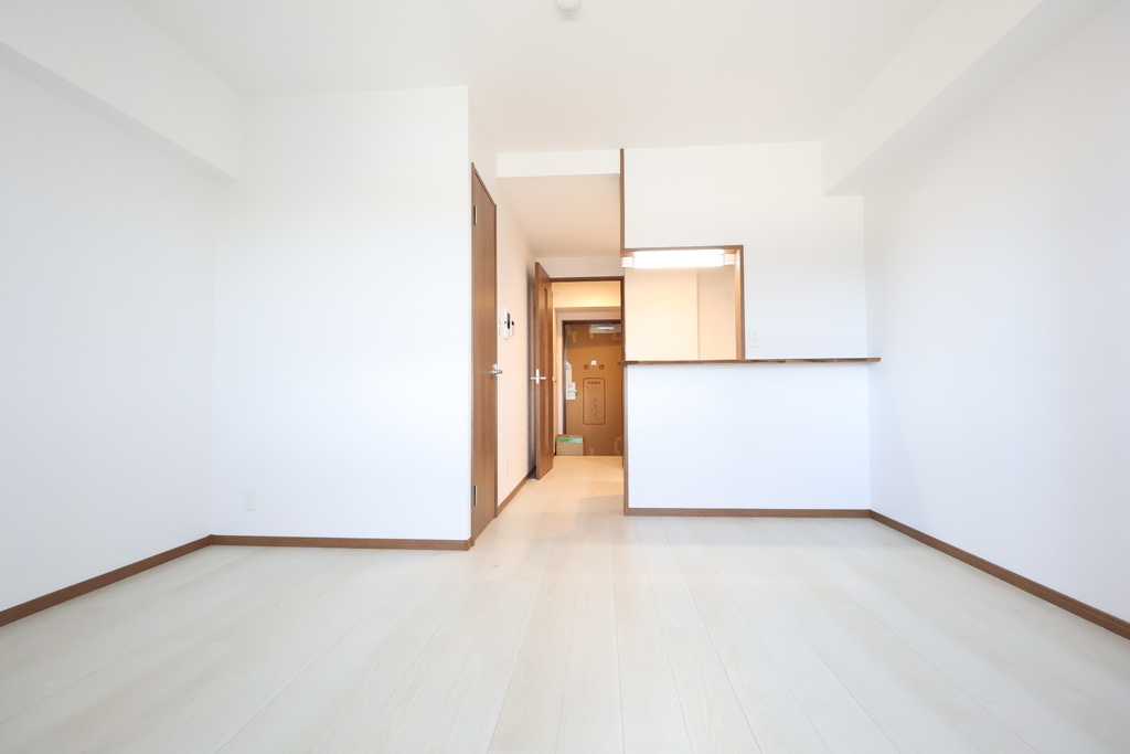 菊池郡菊陽町大字津久礼の賃貸マンションの居間・リビング