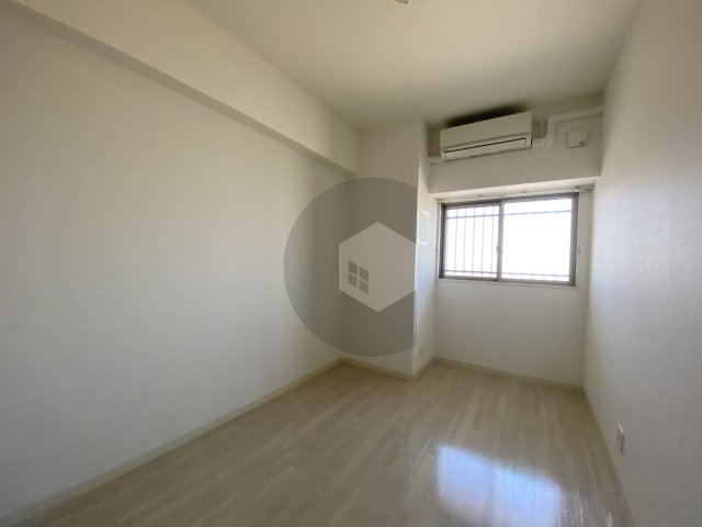 アルシオネの寝室