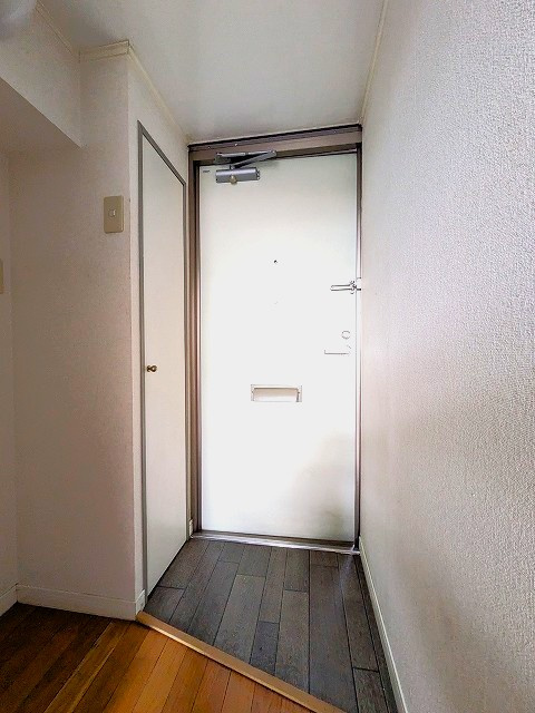 パークプレイスＡの玄関