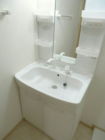 Ｍ　グレインⅠの洗面所|コンパクトで使いやすい洗面所