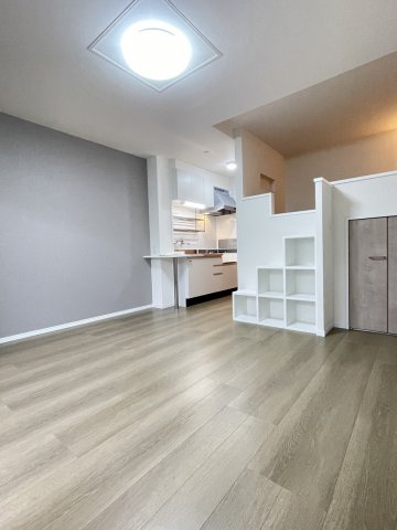 サンテラス・TUTOMIの内装|内装は落ち着いています