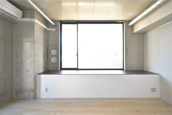 アーデンタワー南堀江の居間・リビング