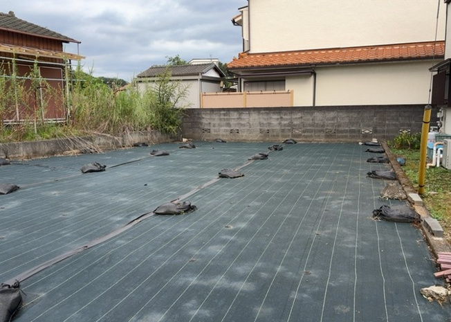 【外観】 | 物件の詳細については、現地を見てわかること以外に、役所や法務局などで調べないとわからないことがあります。そのため、現地に行く場合は、もしこの物件を買ったらどのような生活ができるかをイメージしましょう。